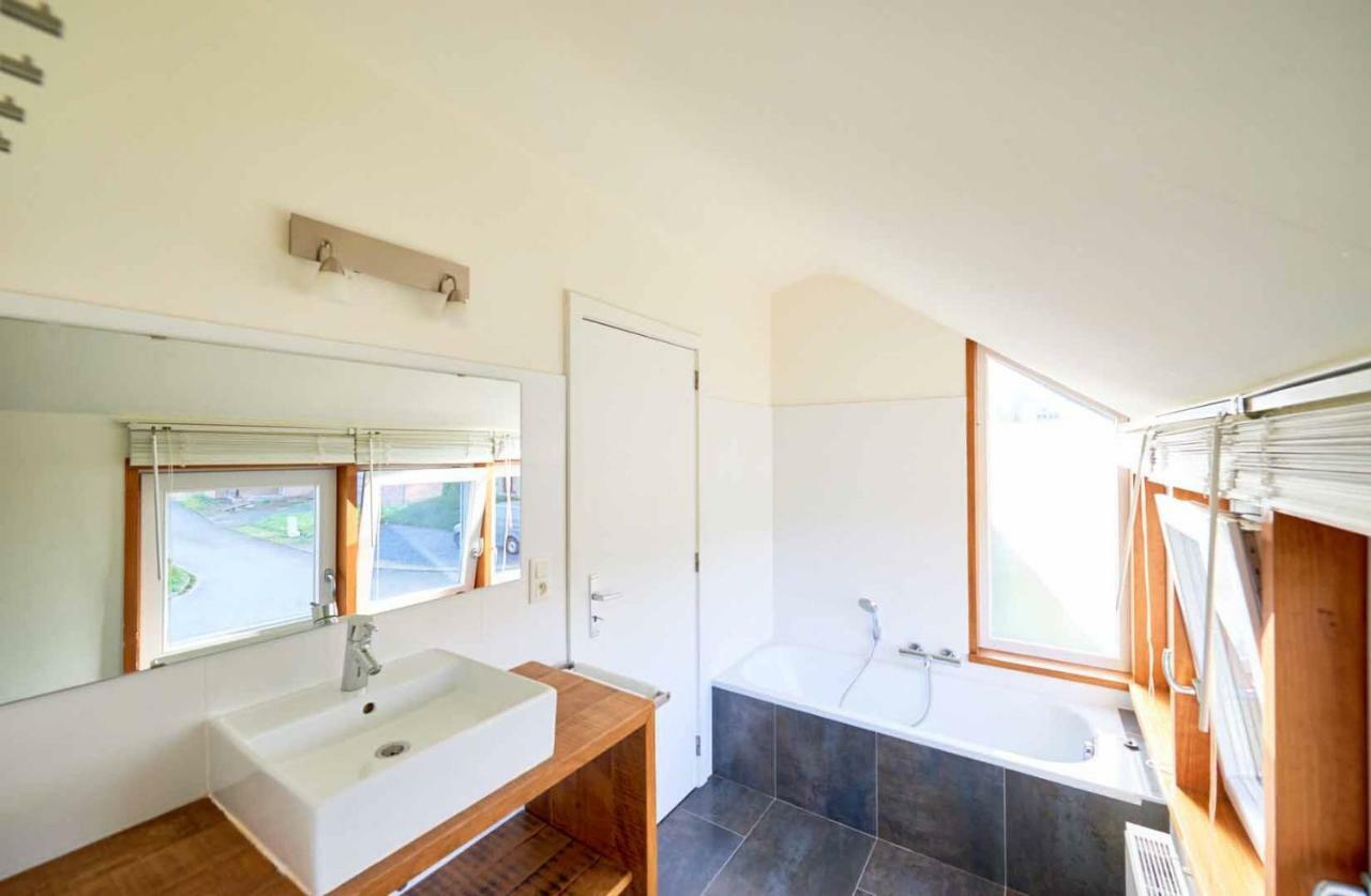 Holiday Home Beausoleil ボマル エクステリア 写真