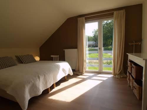 Holiday Home Beausoleil ボマル エクステリア 写真